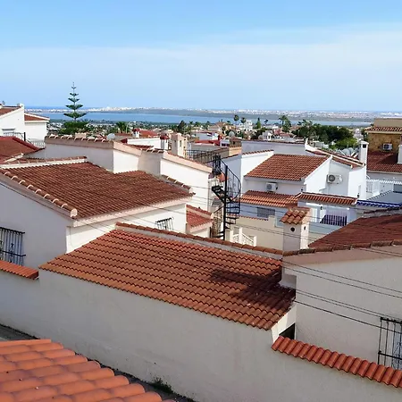 Independiente En Con Piscina Compartida